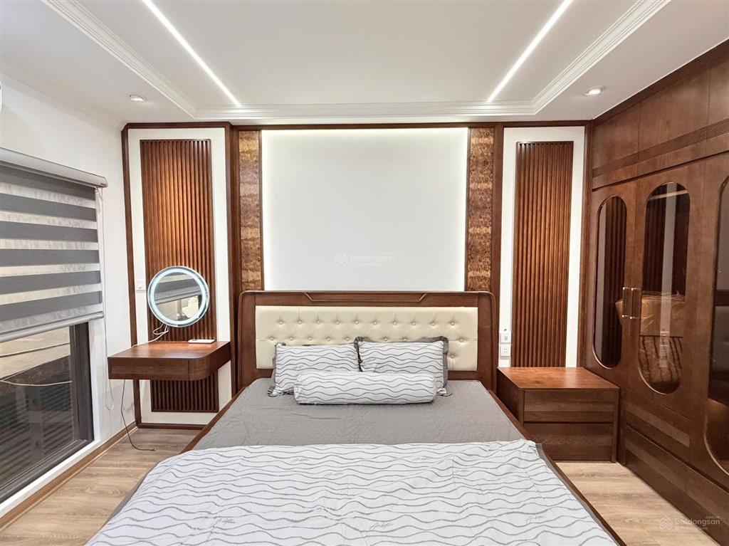 (phân lô) nhà 7t thang máy trần kim xuyến  cầu giấy