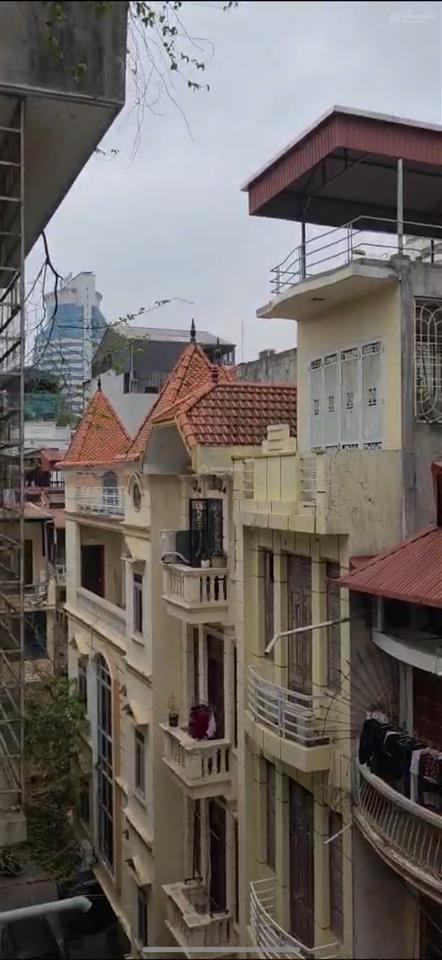 Phân lô cán bộ bộ y tế  nguyên hồng đống đa  42m 19,8 tỷ