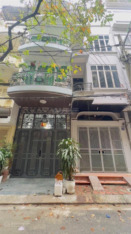Phân lô cán bộ bộ y tế  nguyên hồng đống đa  42m 19,8 tỷ