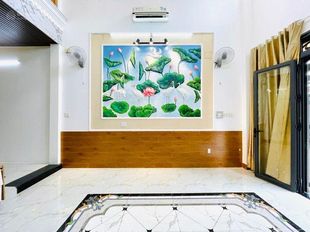 Nhà đẹp bán hxt đường quang trung 67m2, 1 trệt, lững, 3 lầu(p.12,quận gò vấp)p.thông tây hội mới.