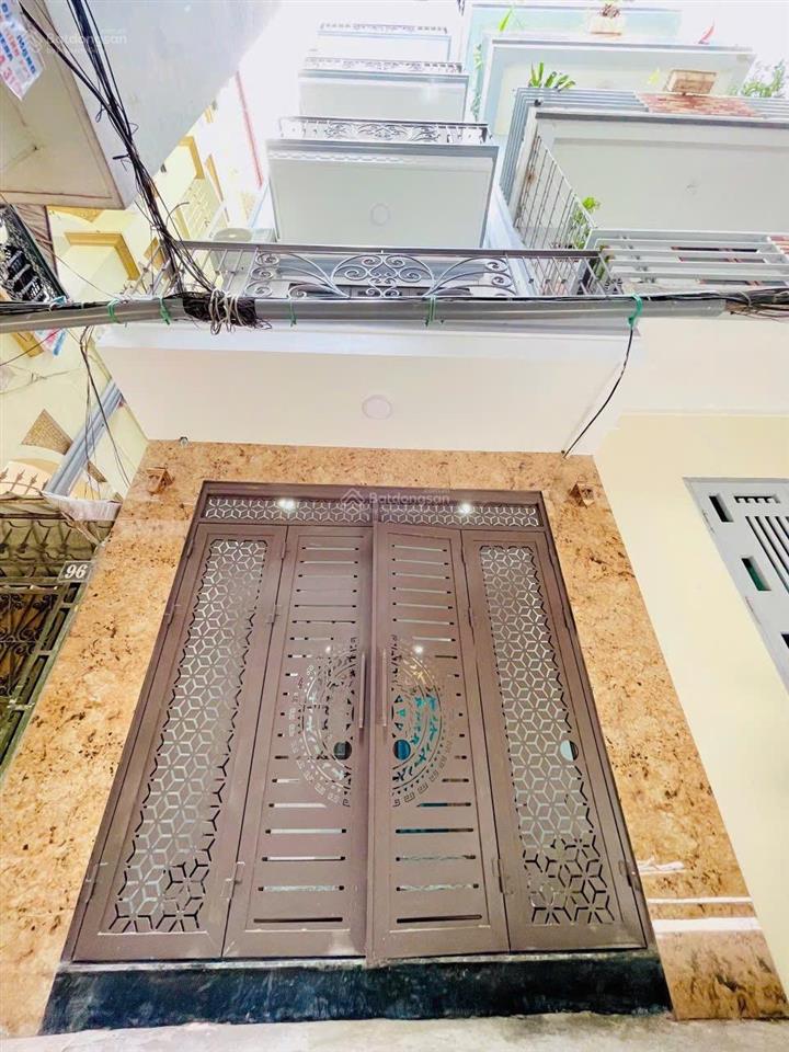Bán nhà riêng tại ngõ 105 láng hạ, 10,5 tỷ, 24 m2, giá siêu hời chỉ với