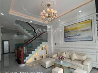 Chủ ngộp bán gấp 4,2x17m nở hậu 5,1m, 1 trệt 2 lầu 4pn 4wc, đối diện ubnd phước lý