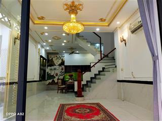 Nhà vip tặng full nội thất cao cấp 61m2 . nhỉnh 7 tỷ . hxtải gần chợ linh đông . phạm văn đồng