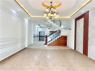 Bán nhà mặt tiền 100m2 .(ngang 5m2) nhỉnh 5 tỷ đường n3 , dĩ an, bình dương gần chợ , trường học.