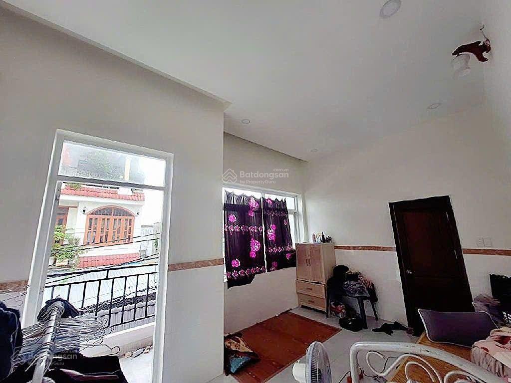 Bán gấp nhà 2 tầng 130m2 chỉ 6 tỷ, hxh 4 chỗ phường tam bình, thủ đức
