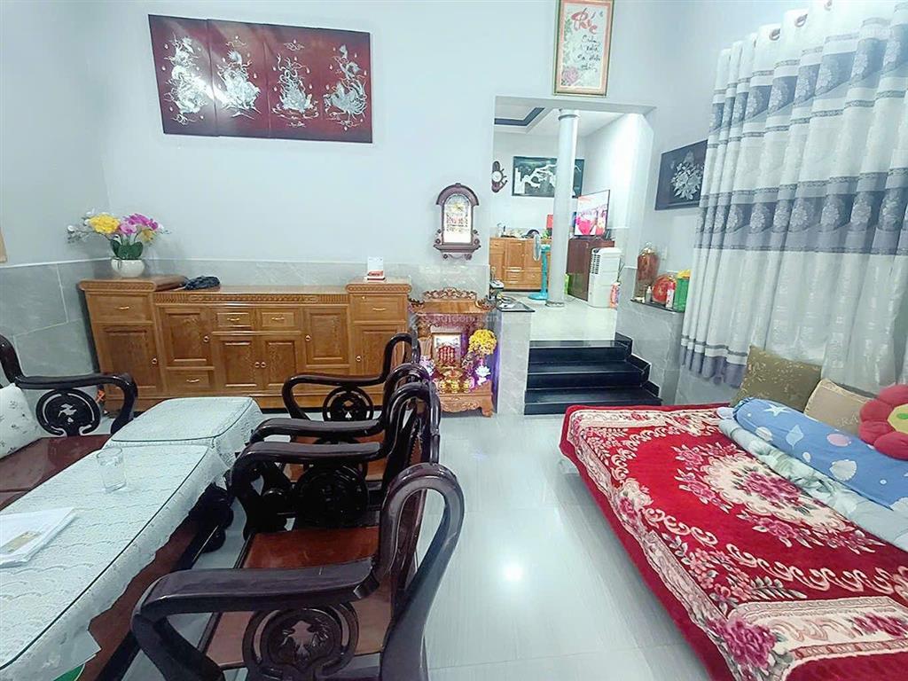 Bán gấp nhà 2 tầng 130m2 chỉ 6 tỷ, hxh 4 chỗ phường tam bình, thủ đức