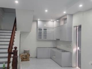 Bán nhà nam hồng lô góc 4 tầng, 4 ngủ nhà mới ở ngay, hơn 4 tỷ