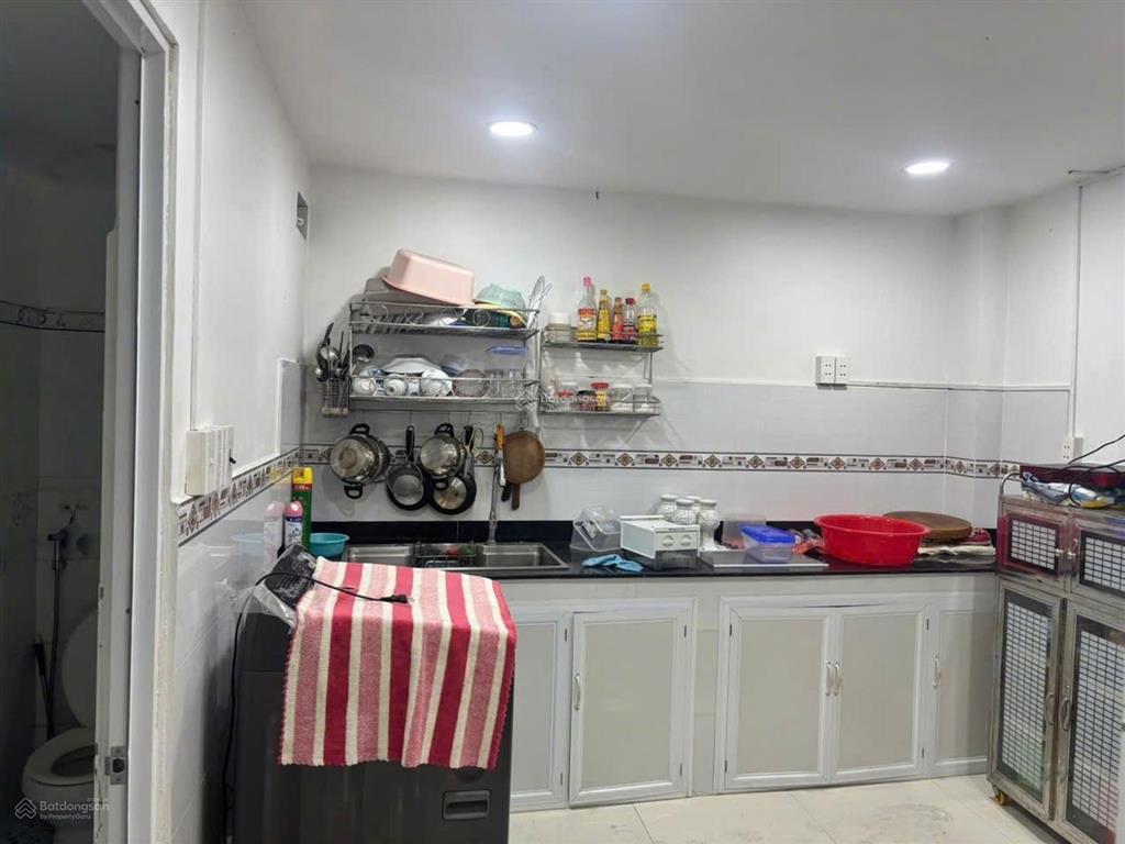 Bán nhà hiếm, vị trí vàng, 60m2, 2 tầng, 2pn, tạ quang bửu phường 2 quận 8, nhỉnh 7 tỷ (tl)