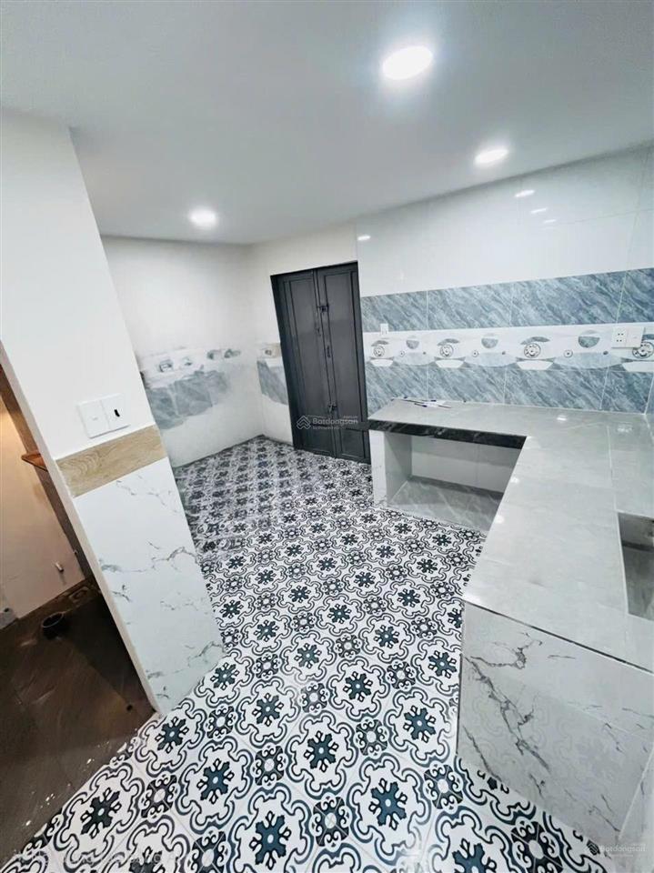 Bán nhà 60m2, 3pn, hxh, gần trung tâm, nhà nở hậu tài lộc, lưu hữu phước p15 q8, nhỉnh 5 tỷ (tl)