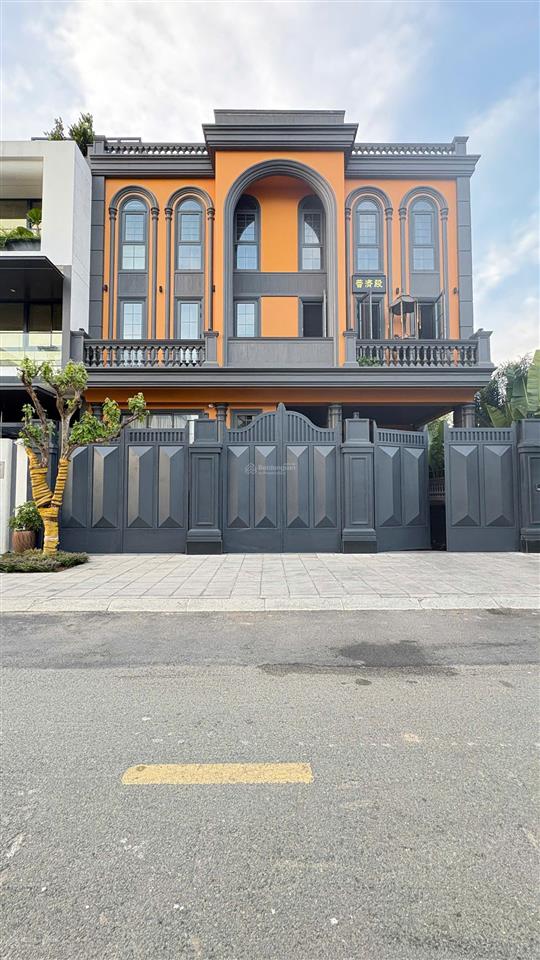 Bán đất biệt thự sử hy nhan tml q2  22x22m cn550m2  ctxd 4 tầng  giá bán chỉ 150tr/m2