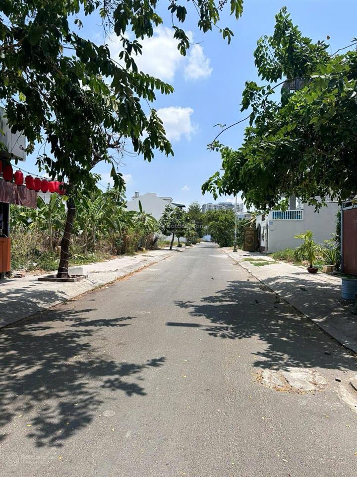 Bán lô đất đông thủ thiêm btđ q2  8x22 cn176m2  ctxd hầm 4 tầng  ngay global city  chỉ 18 tỷ