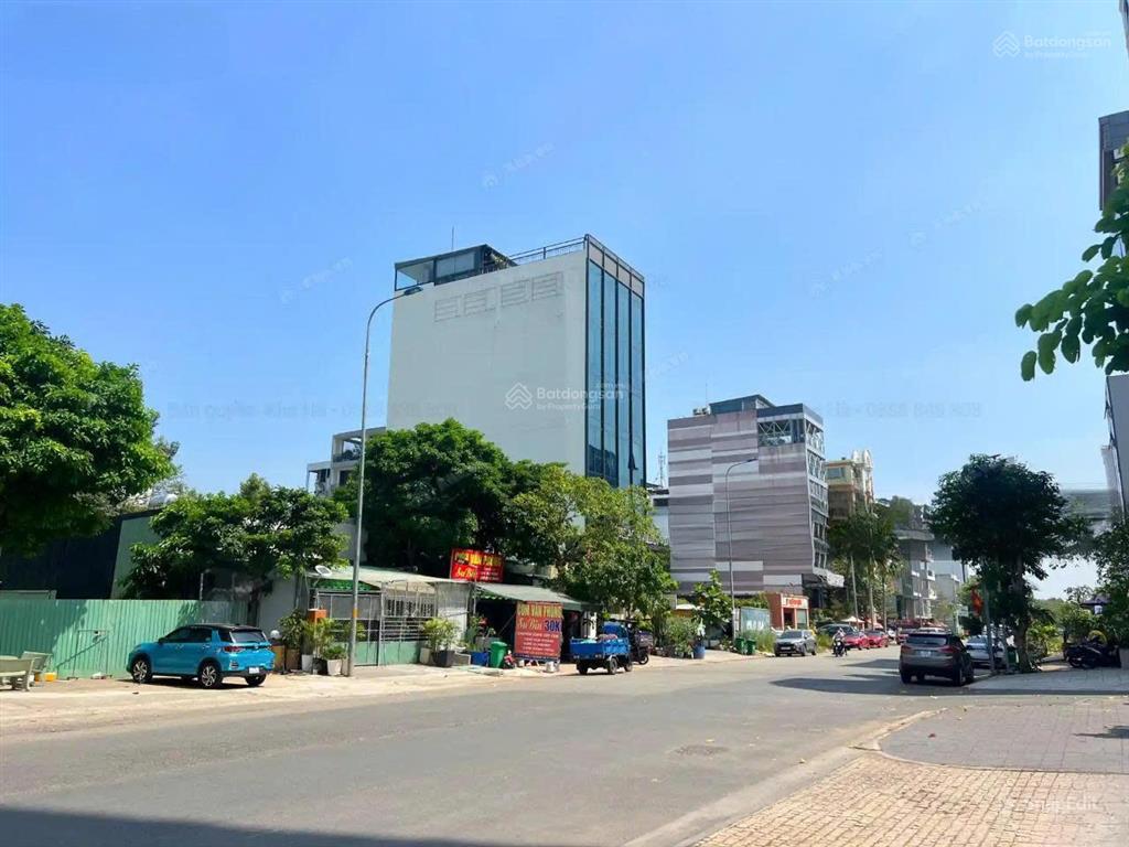 Bán lô đất góc mt đặng như mai q2  dt15x18m cn270m2 ctxdhầm 6t  giá bán 99 tỷ (370tr/m2)