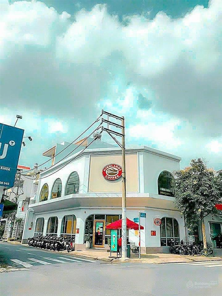 Bán góc 2mt độc lập quận tân phú  dt 10x18 cn177m2  2 tầng  hđt 85tr/tháng  giá bán 36 tỷ tl
