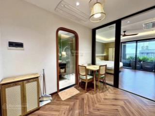 Cho thuê căn hộ 1pn 40m2 ban công full nội thất gần cv 23/9, bến thành