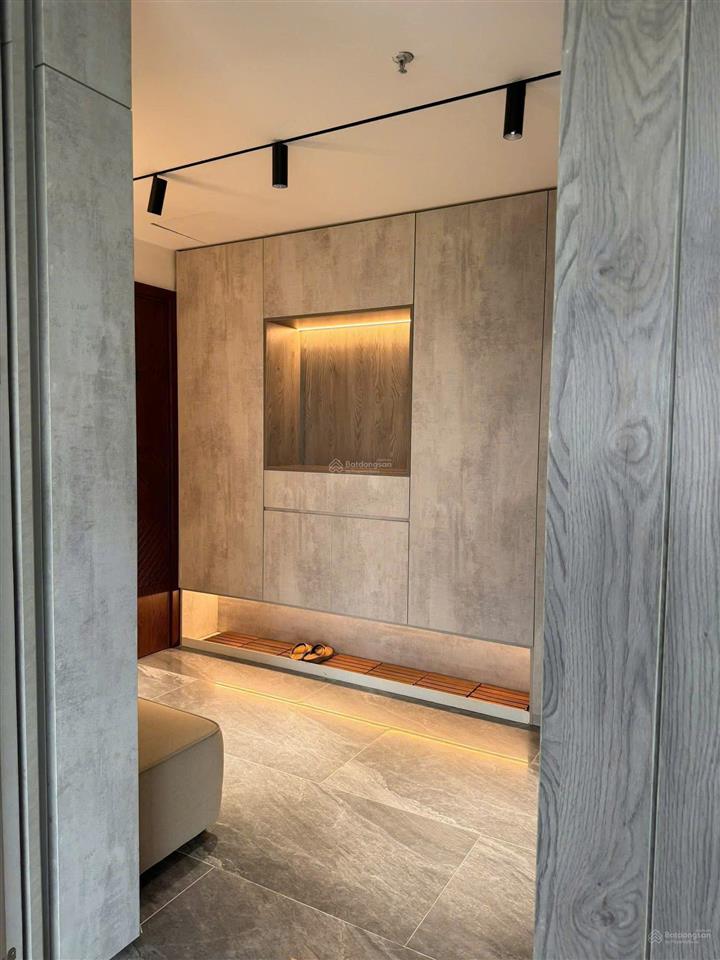 Chính chủ gửi bản căn 3 ngủ 2 vệ sinh, 1 kho ở aquabay  khu đô thị ecopark hưng yên