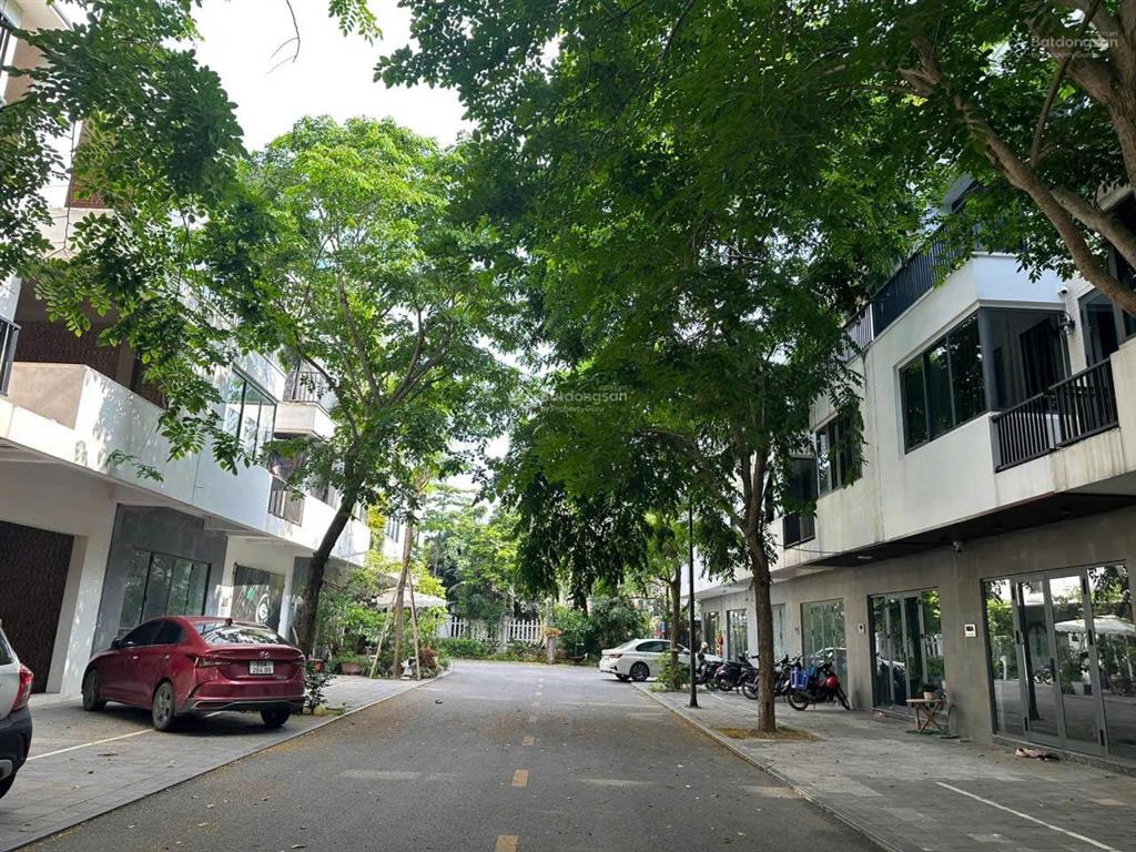 Chính chủ gửi bán nhà xẻ khe thủy trúc, vị trí đẹp tại ecopark