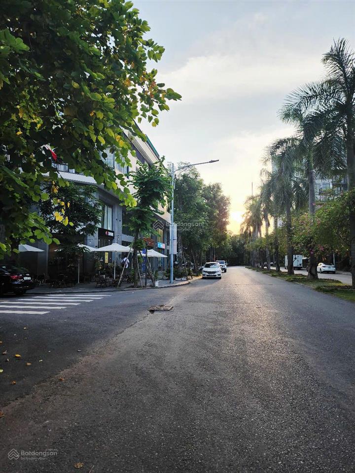 Chính chủ gửi bán nhà xẻ khe thủy trúc, vị trí đẹp tại ecopark