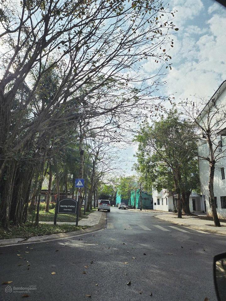 Chính chủ gửi bán nhà liền kề 1c thung lũng mùa xuân ecopark hưng yên