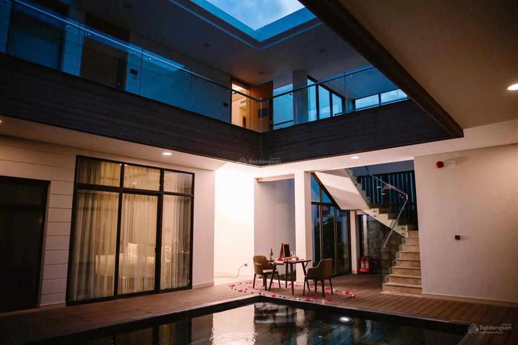Bán biệt thự biển kn paradise cam ranh 476,5m2, sổ đỏ lâu dài, view golf và biển cực đẹp