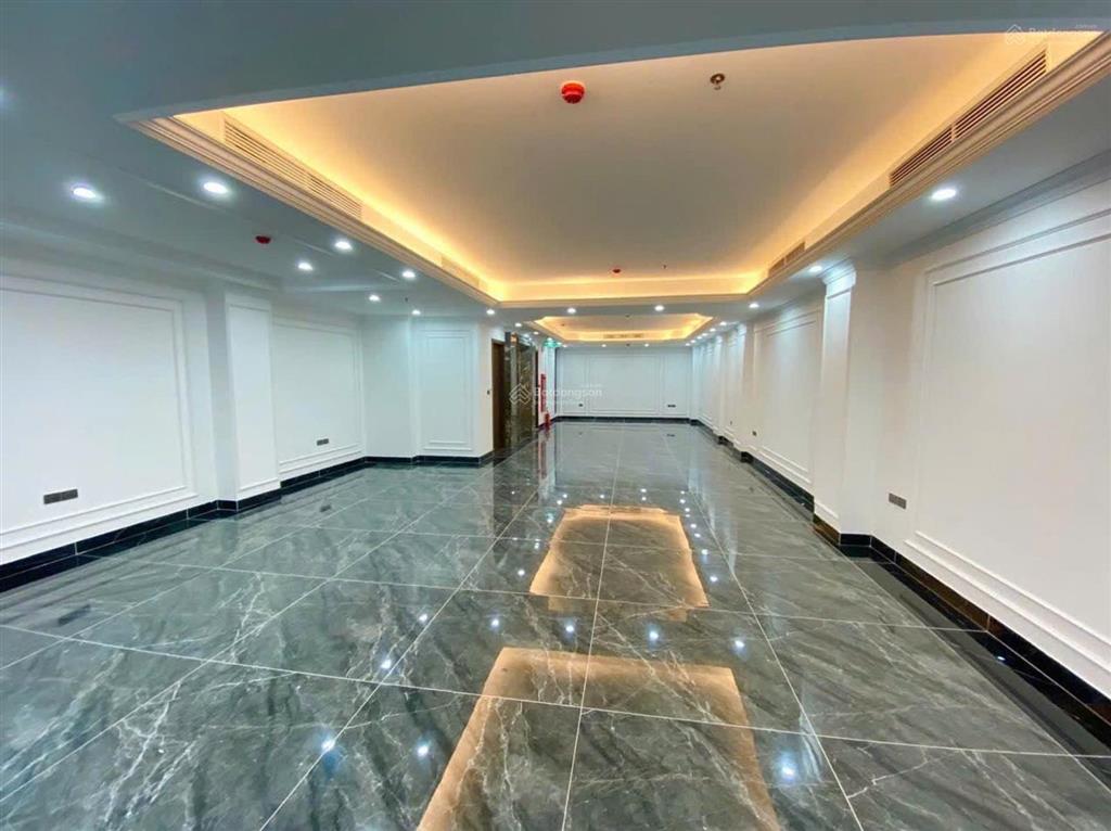 Tòa vp 8 tầng vip lê đức thọ 7m mặt tiền thang máy pccc giá 72 tỷ