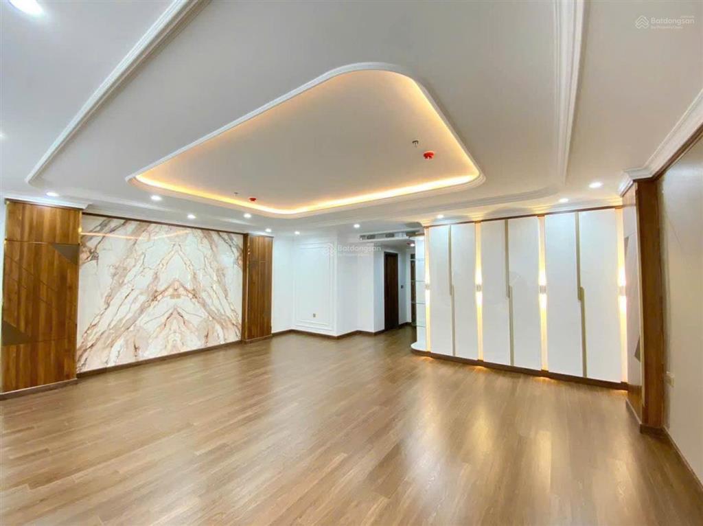 Tòa vp 8 tầng vip lê đức thọ 7m mặt tiền thang máy pccc giá 72 tỷ