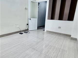 Cho thuê gấp phòng trọ 4 triệu, 20m2 tại ngô gia tự, p 4, q10, hcm