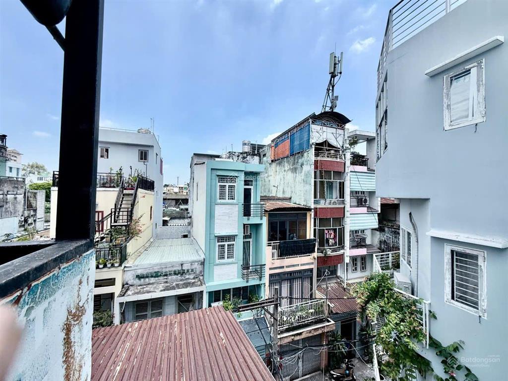 Căn hộ nguyễn kim q10  bếp tách riêng không ám mùi  ở được 4 người  giờ tự do.
