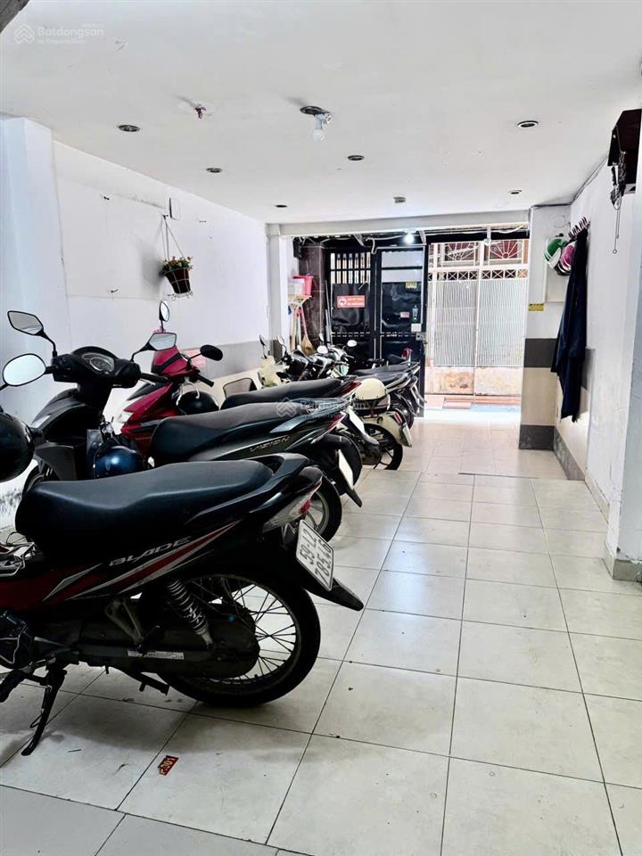 Căn hộ nguyễn kim q10  bếp tách riêng không ám mùi  ở được 4 người  giờ tự do.