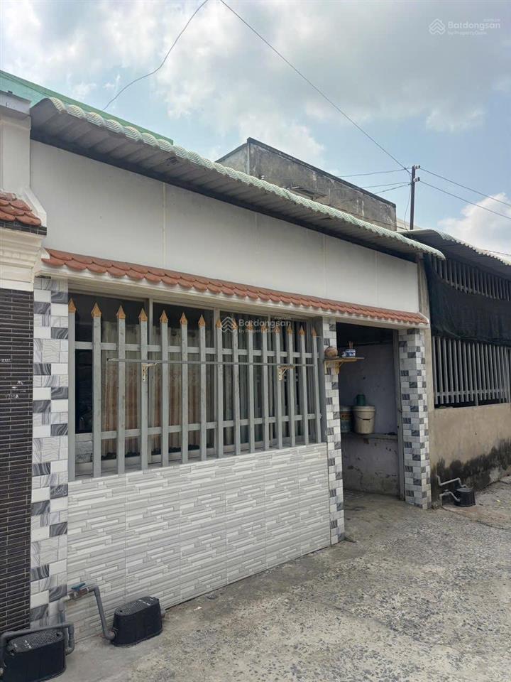 Bán nhà trệt + gác gỗ, hẽm xe hơi, khu an ninh