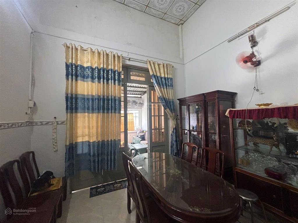 Bán nhà trệt + gác gỗ, hẽm xe hơi, khu an ninh