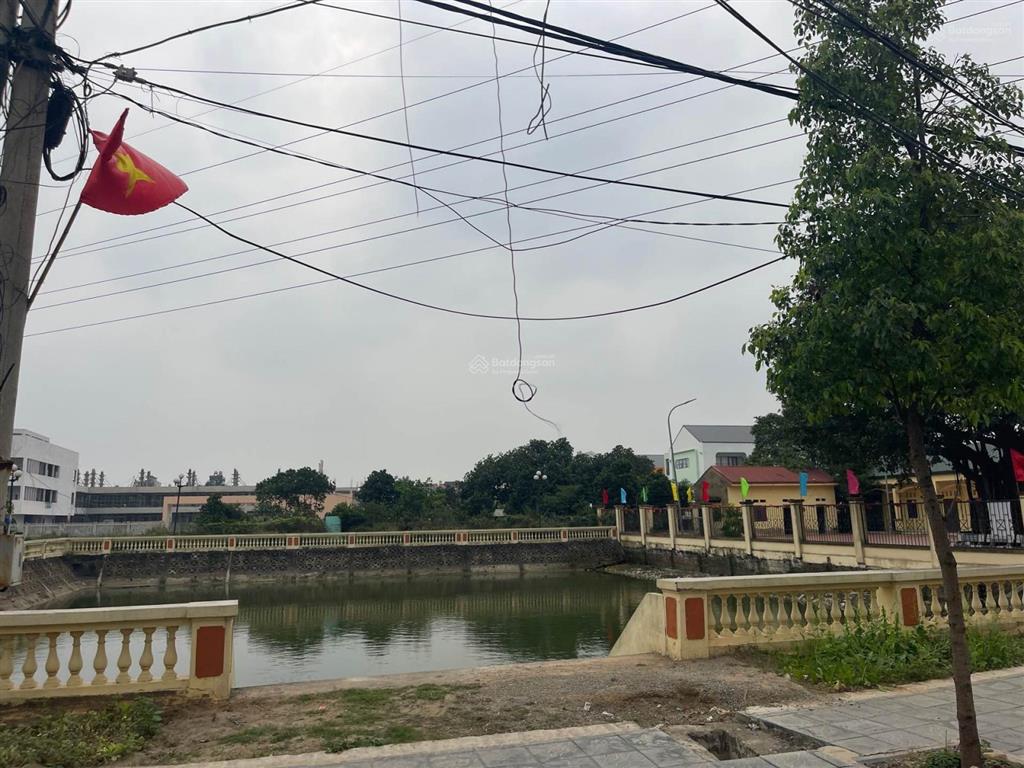Bán nhà 2t 130m2 lô góc đẹp thư lâm (đông anh)
