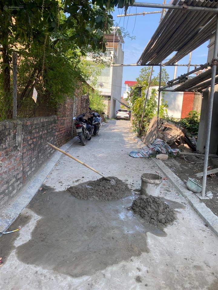 Nhà 4 tầng đẹp vân nội, gần cầu nhật tân, ô tô đỗ cửa đường thông chỉ 5,1 tỷ
