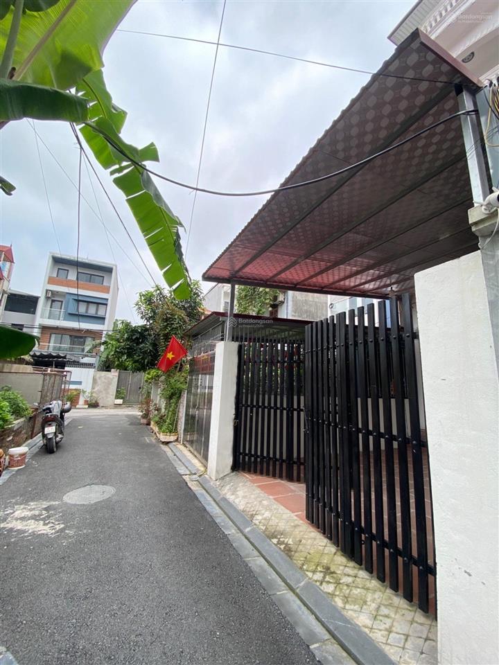 Bán nhà đẹp đông anh không quy hoạch, 4 tầng 93m2, ô tô vào tận sân tại xã phúc thịnh chỉ 7,x tỷ