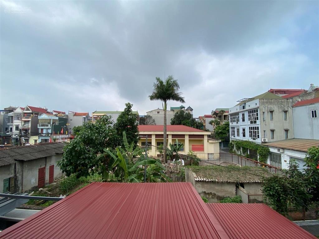 Bán nhà đẹp đông anh không quy hoạch, 4 tầng 93m2, ô tô vào tận sân tại xã phúc thịnh chỉ 7,x tỷ