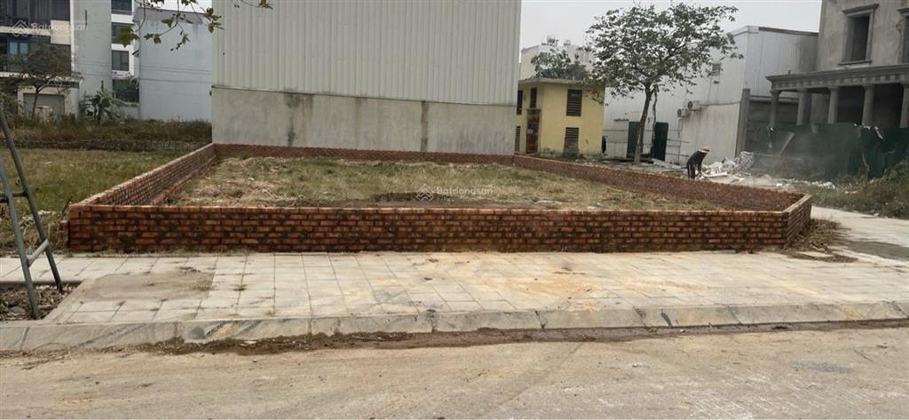 Bán đất lô góc khu biệt thự nguyên khê  không gian riêng tư đẳng cấp tại xã phúc thịnh (đông anh)