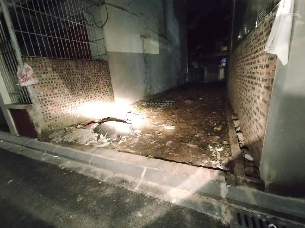 Bán đất 65.3m2 có 2 mặt thoáng, rộng ngay gần trung tâm đông anh, sập giá chỉ còn hơn 4 tỷ