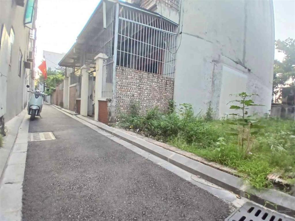 Bán đất 65.3m2 có 2 mặt thoáng, rộng ngay gần trung tâm đông anh, sập giá chỉ còn hơn 4 tỷ