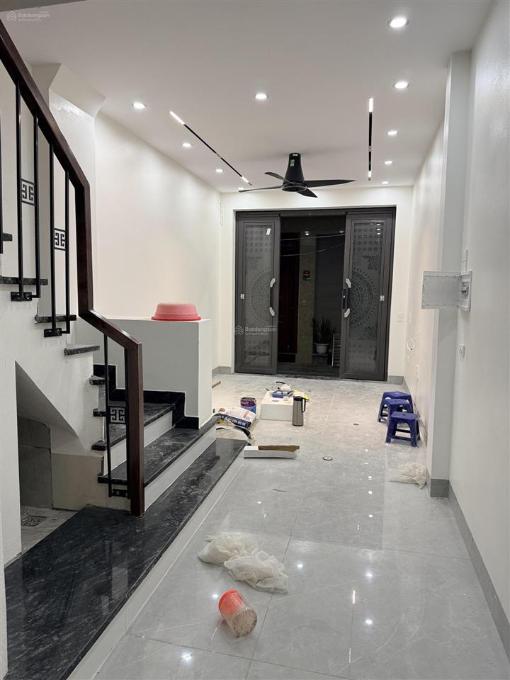 Nhà 4 tầng mới xây 39,2m2 tại đản dị, uy nỗ, đông anh