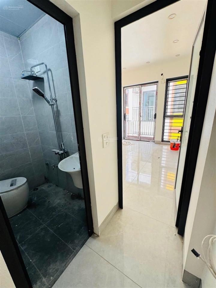 Nhà 4 tầng mới xây 39,2m2 tại đản dị, uy nỗ, đông anh