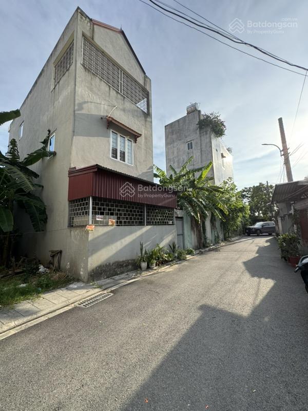 Bán nhà 3 tầng 5 phòng ngủ gần khu chợ kim sầm uất, diện tích 100m2