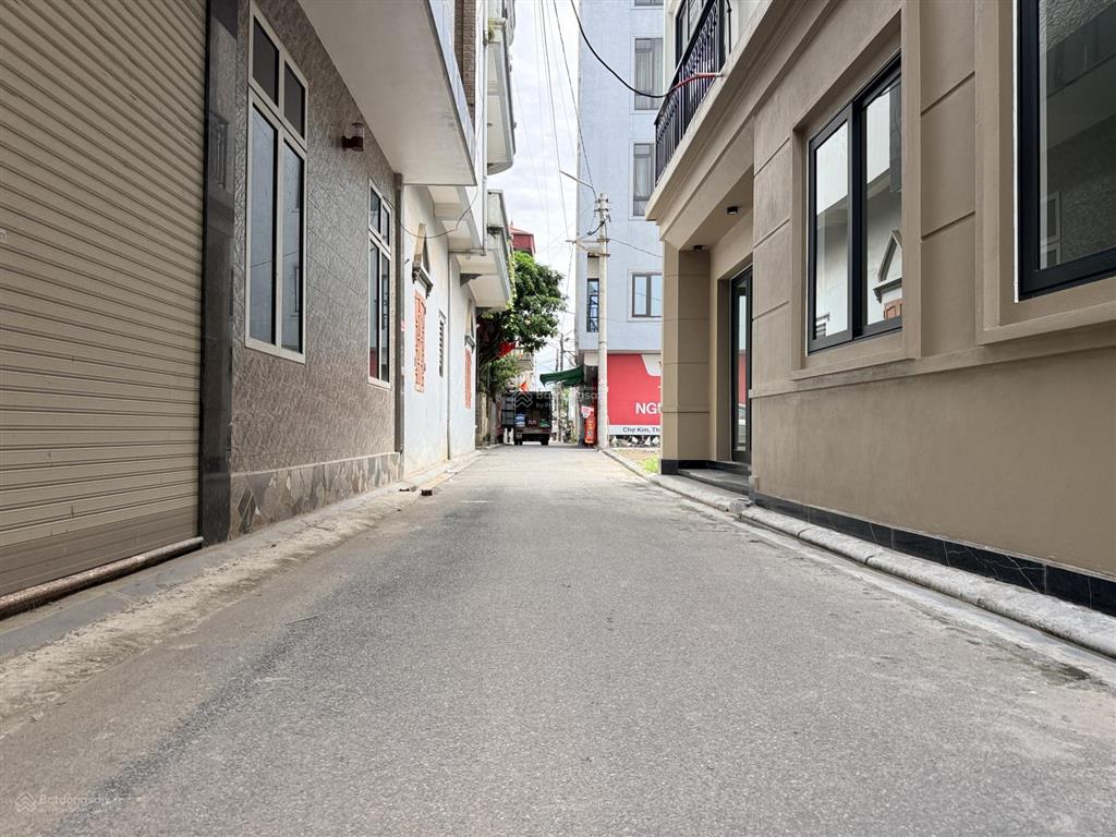 Hiếm  nhà mới đẹp lô góc kinh doanh tốt  ô tô tải chạy quanh nhà  sầm uất chợ kim, xã thư lâm
