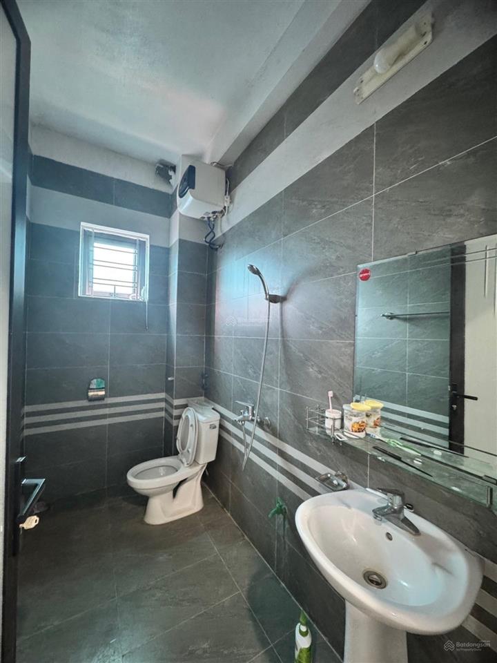 Nhà mới ở ngay lô góc  ô tô vào nhà  view hồ gần nhà vh & khu vui chơi tằng my nam hồng