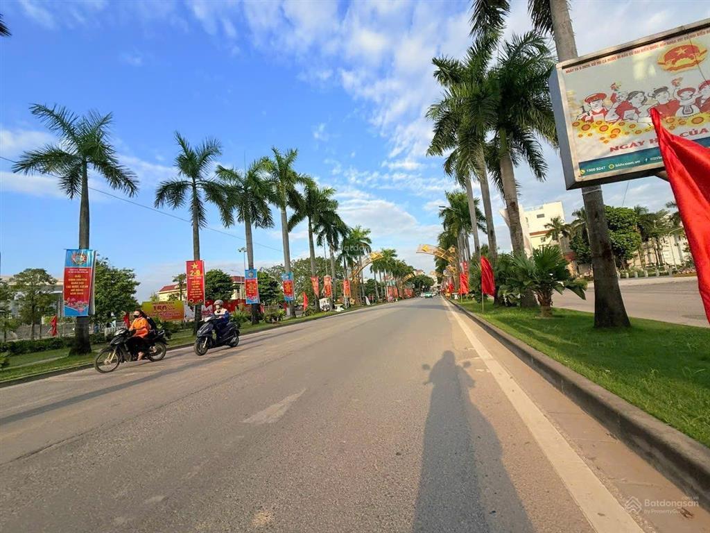102m đất xã thư lâm chỉ 4x tr/m đường oto. mặt tiền 6.6m nở hậu