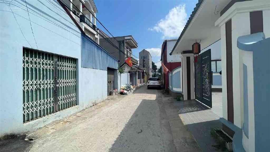 Nhà 2 tầng thôn xuân nộn xã thư lâm, 40m full thổ cư, full nội thất chủ cần tiền trả bank bán gấp