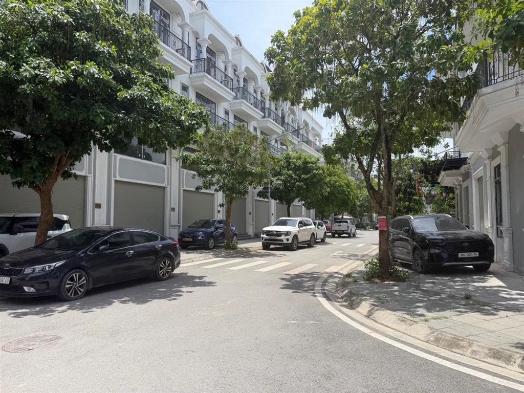 Bán nhanh căn biệt thự 3 tầng liền kề kđt 319 calyx residence đông anh chỉ 9,946 tỷ