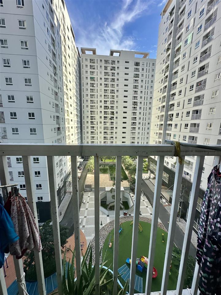 Cần bán ch tara residence 2pn 2wc  căn góc view đẹp  không nội thất  giá bán 4 tỷ (đã có sổ)
