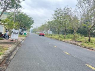 Chào bán lô đất khu đô thị số 3, ngay đại học phan châu trinh  đường lê đức thọ  121m2  giá tốt