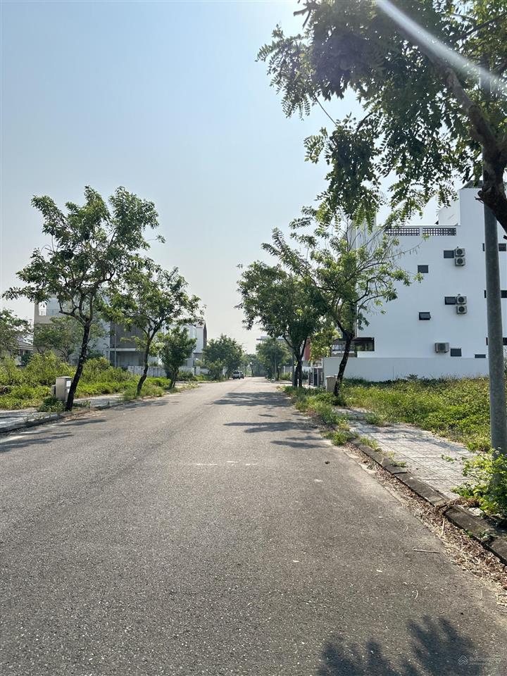 Siêu phẩm giá tốt 90m2 khu fpt  đường 7m5  cách nam kì khởi nghĩa 100m