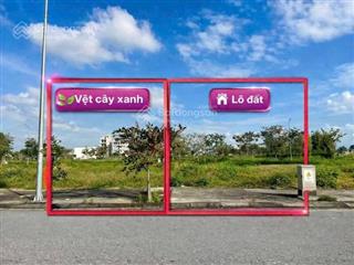 Fpt city lô đẹp kẹp vệt cây xanh, trục thông thoáng  dt 96m2  đường 7m5