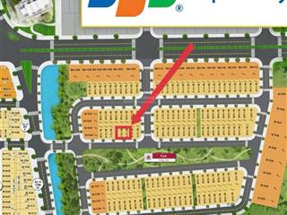 Đất fpt đà nẵng  diện tích 102m2  đường 7m5  mặt tiền công viên  khu r3 fpt